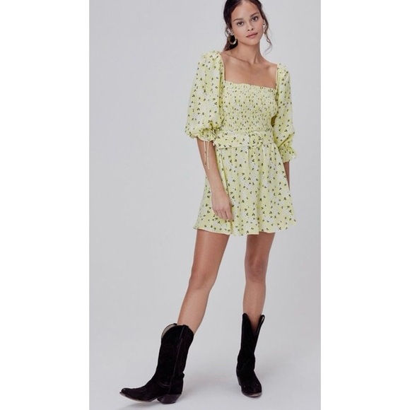 📌 ( Sold ) NWT For Love & Lemons
Chrysanthemum Mini Dress - Picture 3 of 6